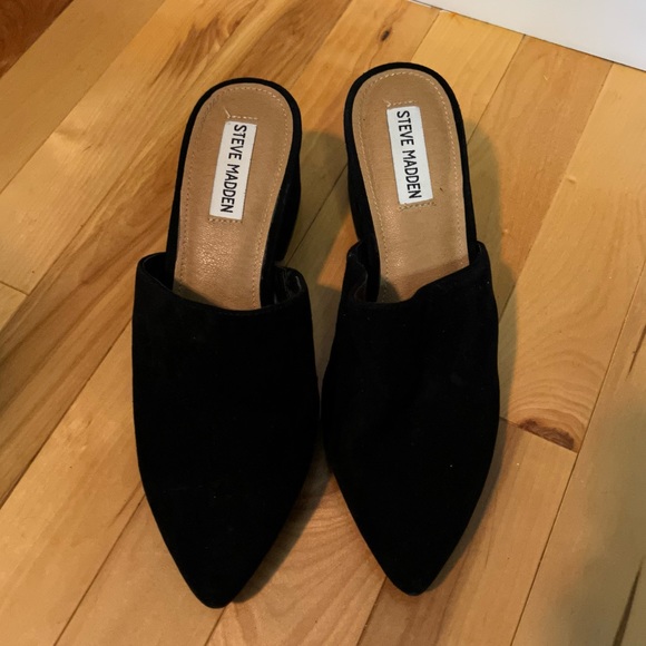 Steve Madden pointed toe heeled shoes. - Picture 3 of 9